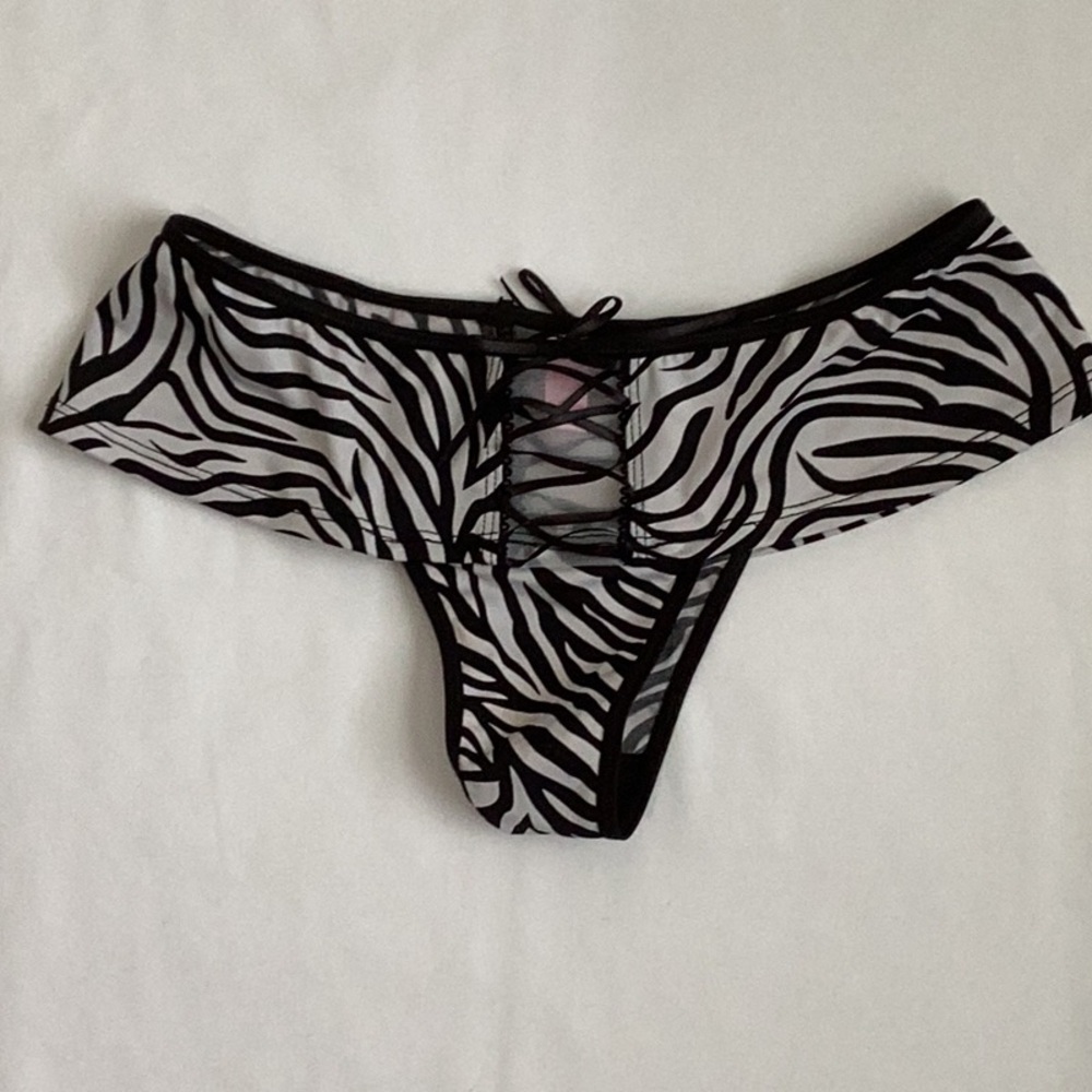 Icy Hot Lingerie Panties Size L